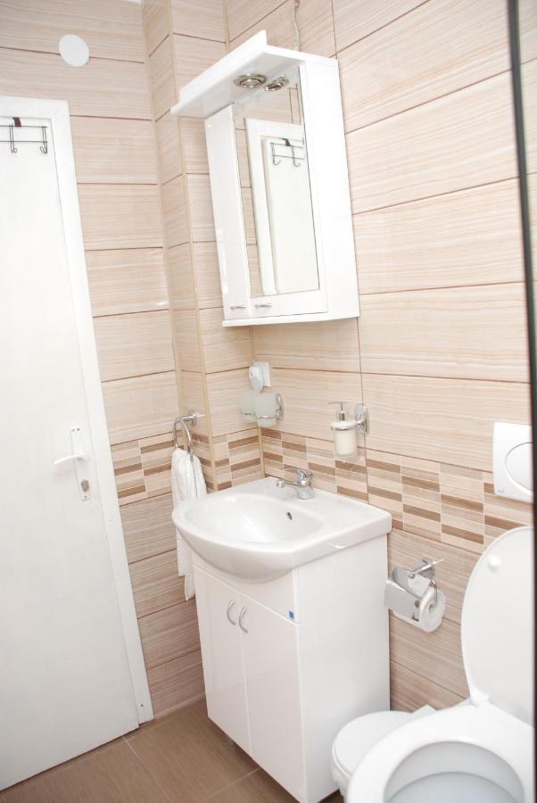 Apartment Danubius Donji Milanovac Luaran gambar